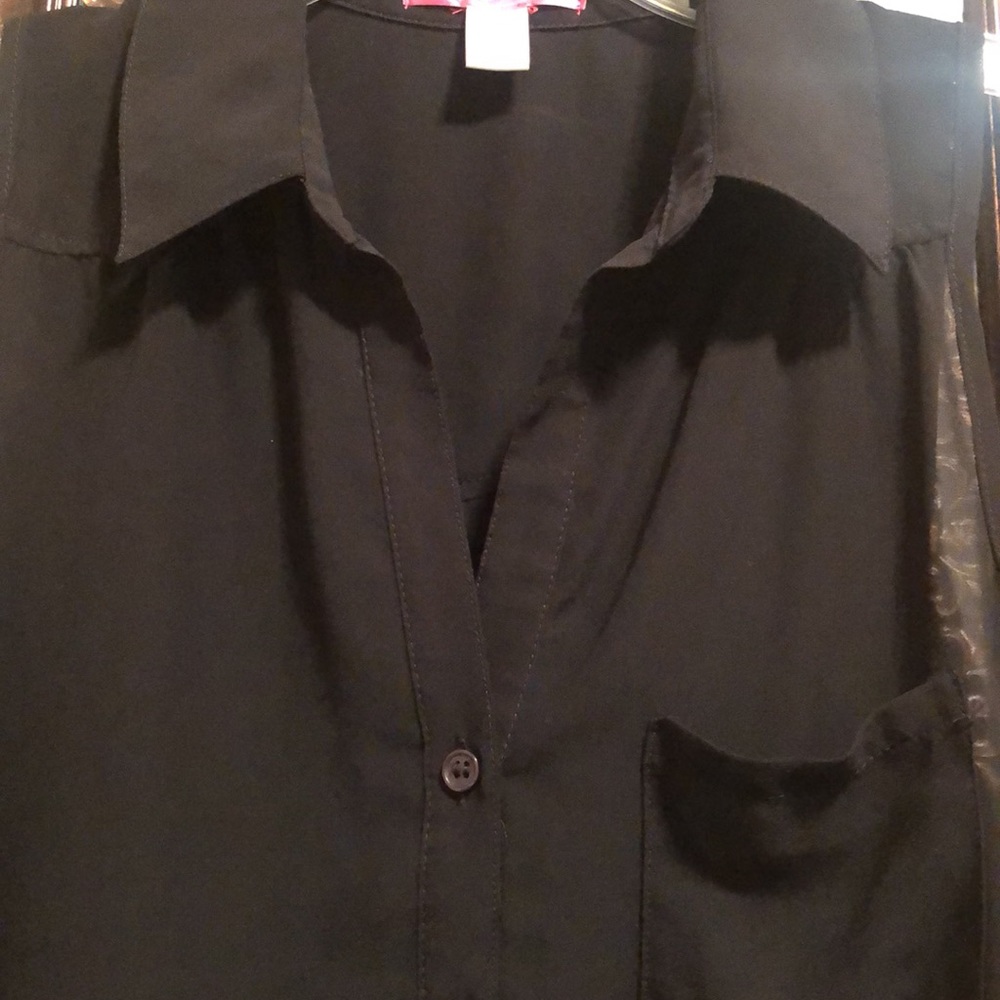 Six Degrees of Separation black sheer sleeveless top. Back is open. Like new.
